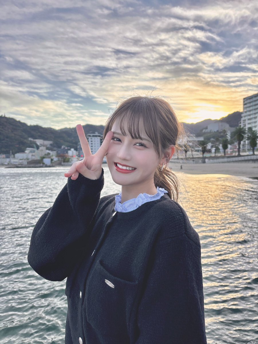 💘#イコラブ #髙松瞳 ちゃん着用 □ Lure you in フリル襟ニット