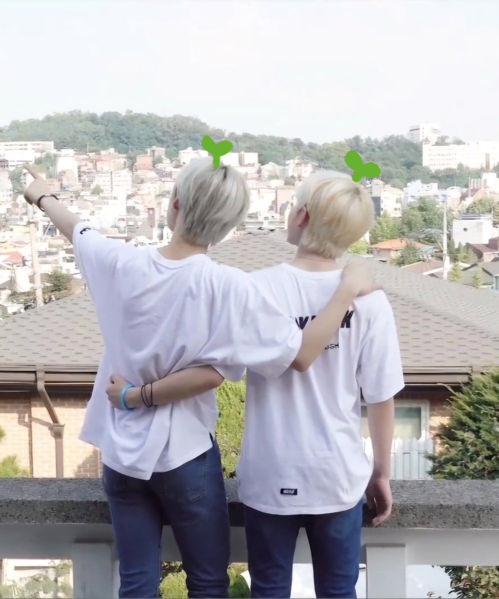 a_tiny_may's tweet photo. Growing together...
🌱🌱 🌻🌷
#elast #엘라스트 #wonhyuk #원혁 #wonjun #원준 #wonwon #원원 https://t.co/Hzhr9KWlA6