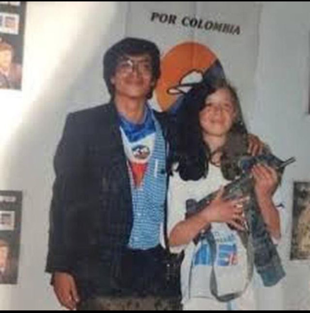 MisterIntruso's tweet photo. Que mando a decir Berto, que no posteen más está foto https://t.co/jNhojSP5do