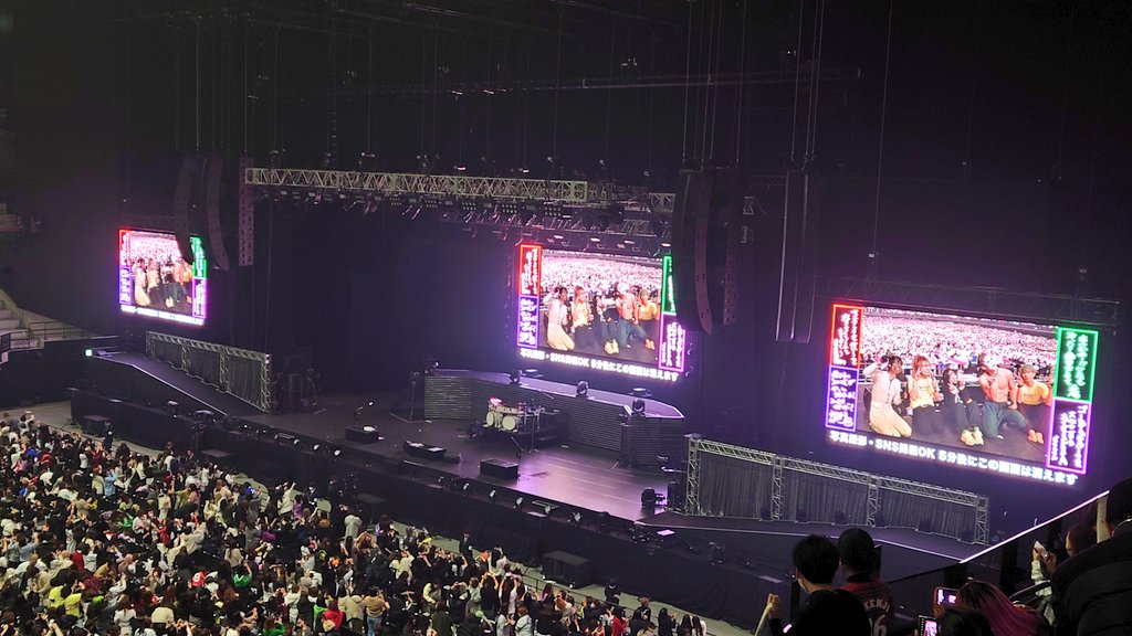 boku_nobita's tweet photo. 横浜のぴあアリーナMMへ、ゴールデンボンバーの20周年アリーナライブ「旧作-kyusaku-」を観に行ってきました。いやー楽しかったのはもちろんですが、懐かしいやらとても感慨深かったです！！

そして現在帰宅中ですが、この後家に着き準備でき次第、毎週火曜日のびのび放送部ツイキャス配信したいと思います📡⚡
#ゴールデンボンバー20周年アリーナライブ