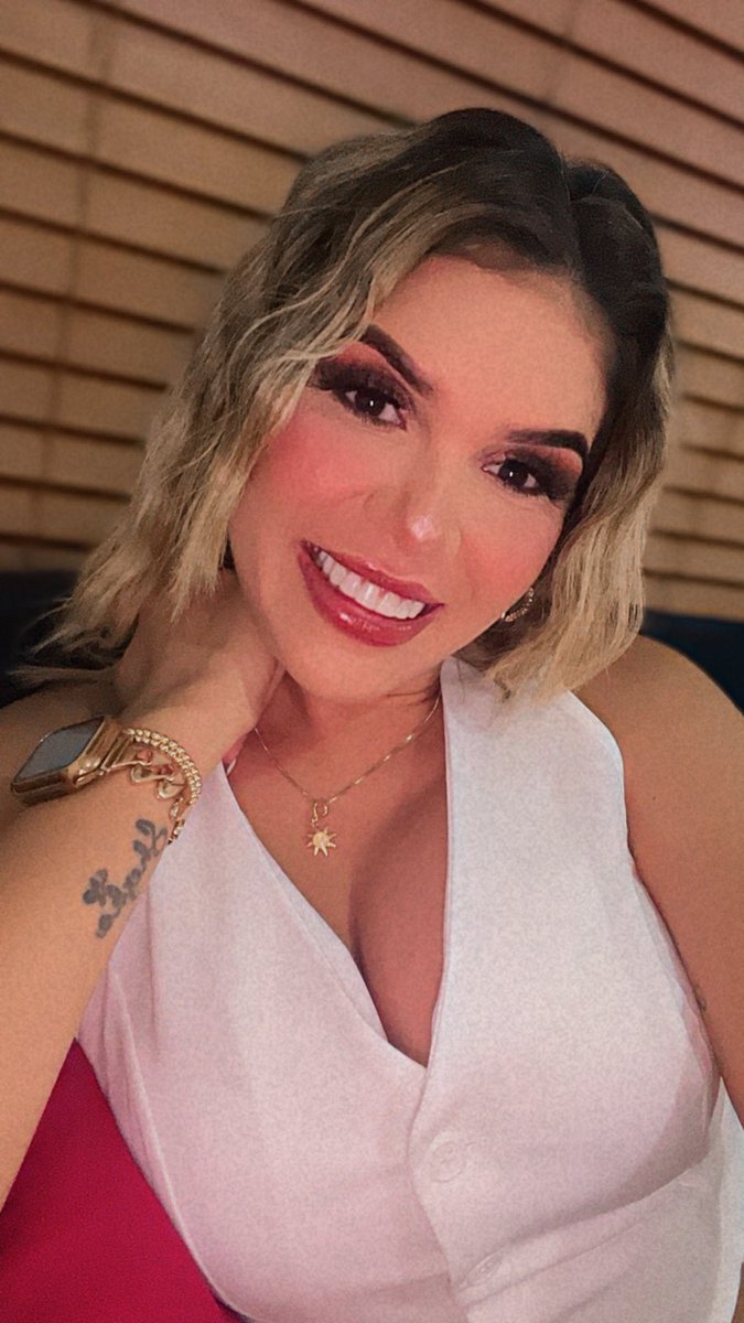 Franccesca Marrocco (@soyshezka) on Twitter photo 