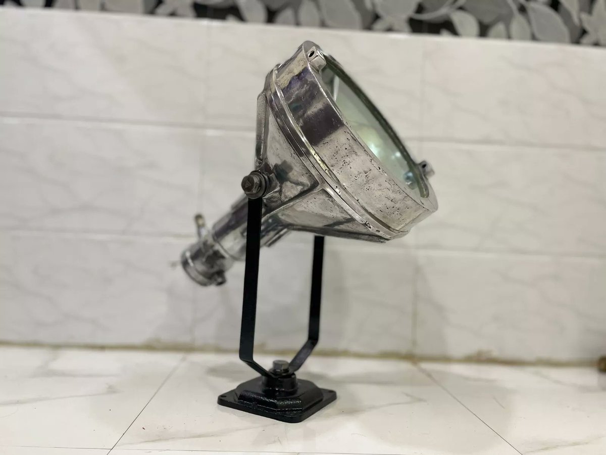 Therustedmetal's tweet image. Designed for safety and durability, this explosion-proof floodlight by Prompt Engineering provides reliable illumination for industrial settings.  ebay.com/itm/3758924201…
#ExplosionProofLighting #IndustrialFloodlights #DurableLighting #SafetyFirst #NewYearLightingSale #usa #love