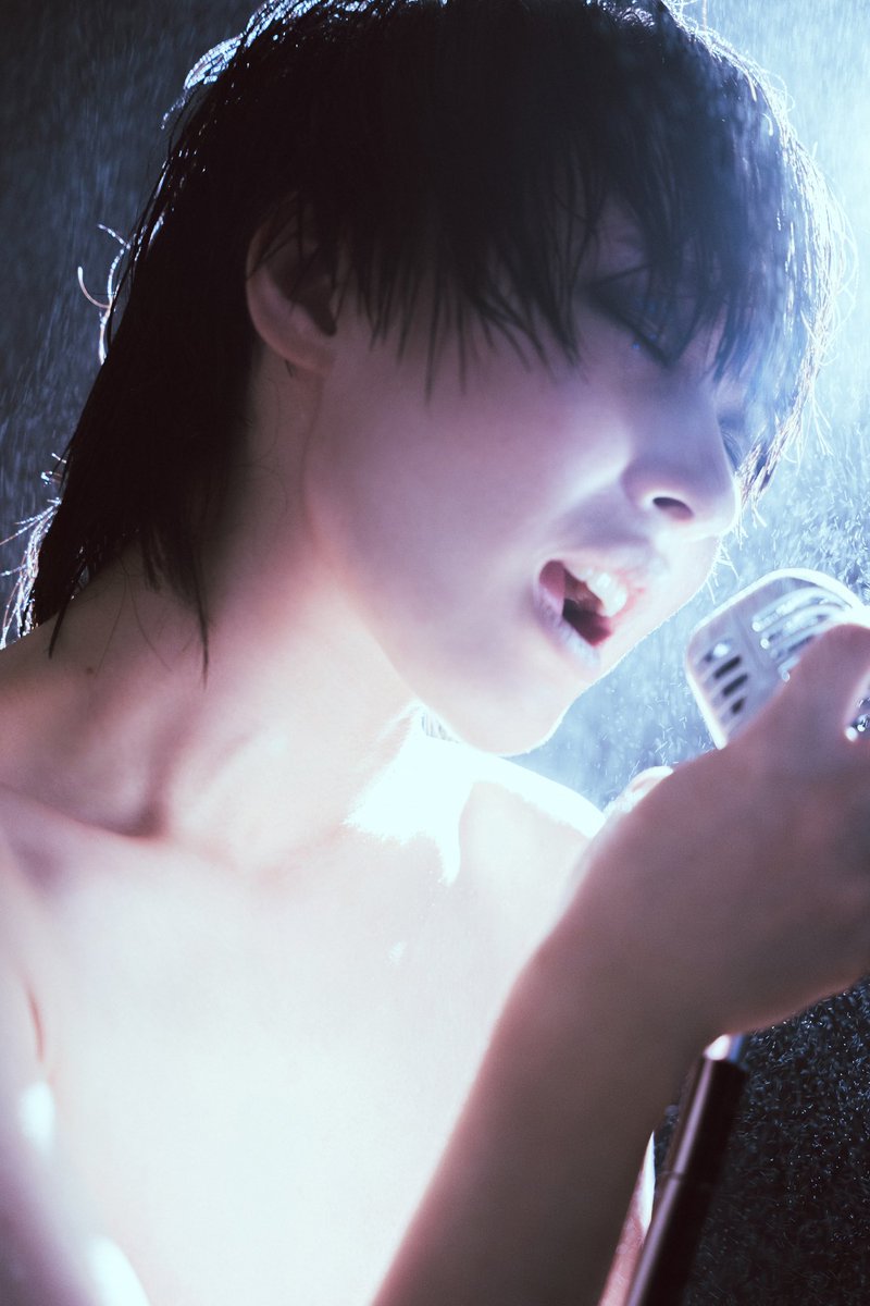 Hedwig And The Angry Inch 

Tommy Gnosis ✝️

So when you've got no other choice
You know you can follow my voice
Through the dark turns and noise
Of this wicked little town

pb. 딸기 님 <a href="/rhrl_tkwls/">딸기</a>