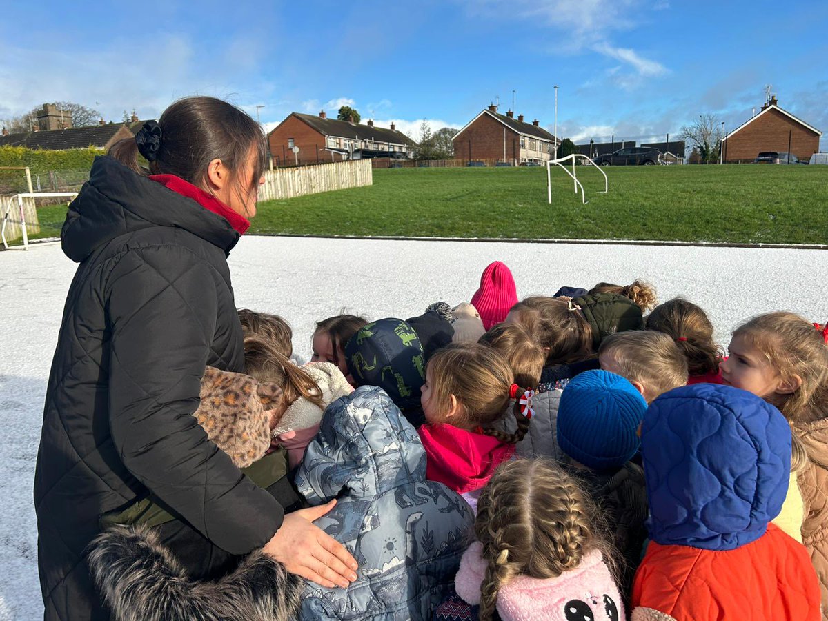 HardyMemorialPS's tweet photo. P1 heard the @rtenews about ‘walking like penguins’, perfect for our new topic, ‘Cold Lands’. We practised waddling and huddling like penguins in PE. ZERO slips confirmed!😅Finally,we used our penguins for the composition of 6, we made lots of different combinations! #ColdLands https://t.co/lPqWByOG5D
