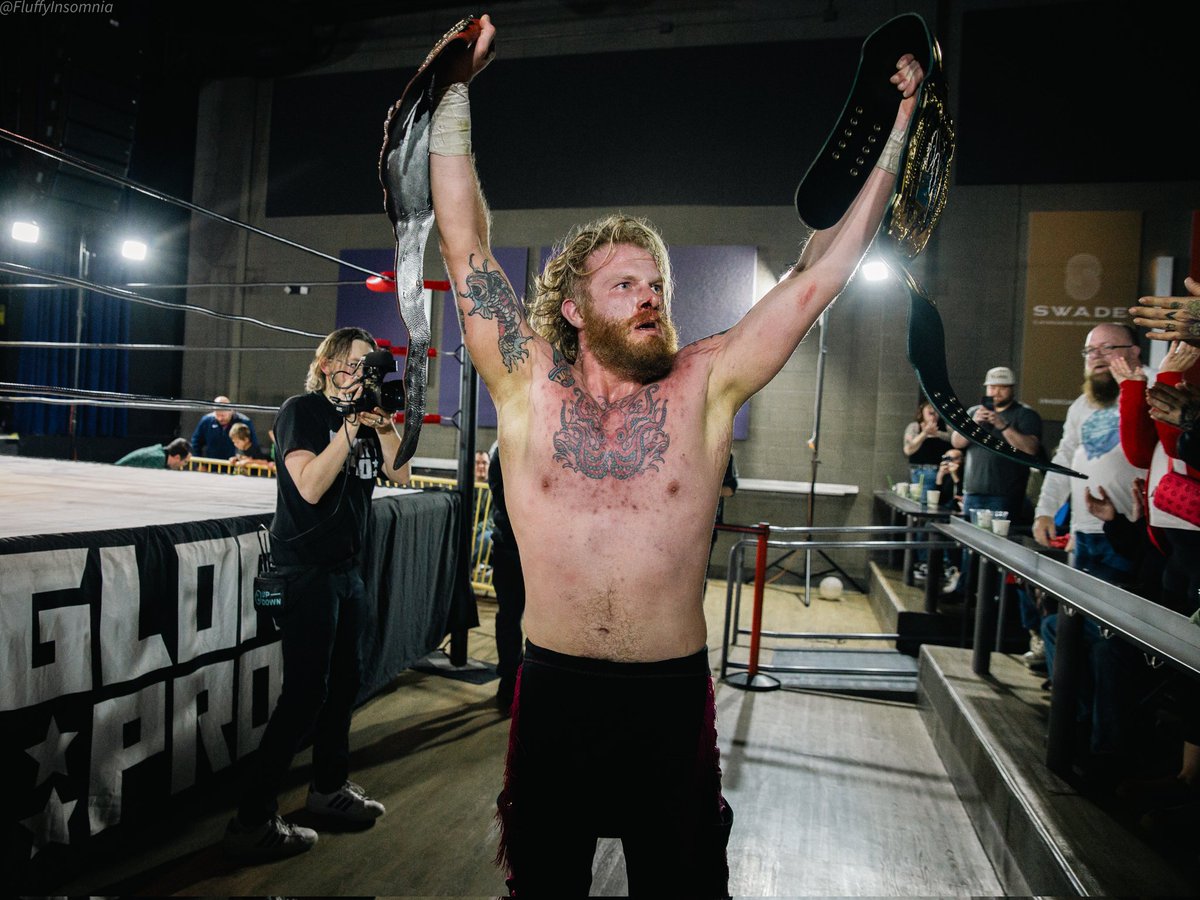 FluffyInsomnia tweet media