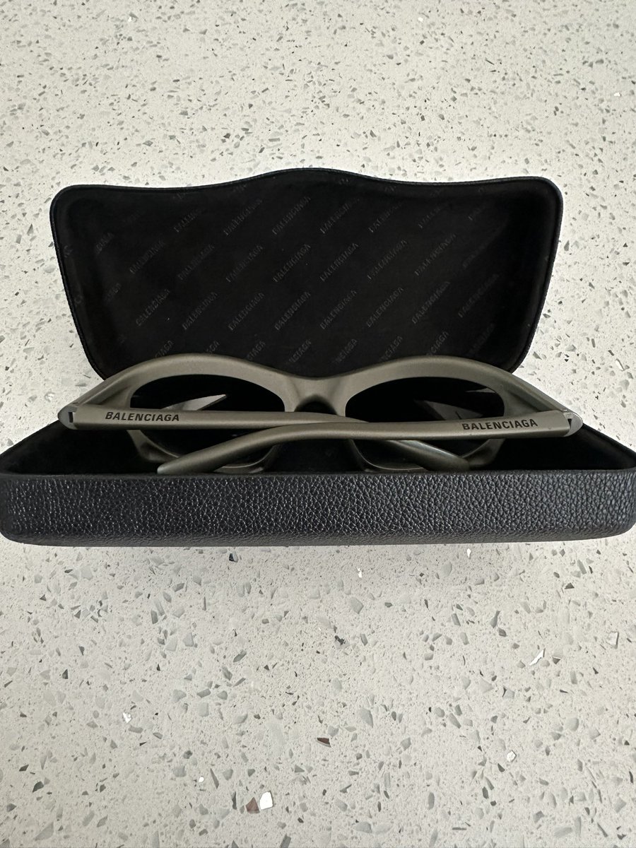 perkthafather's tweet image. “The future is now” head ass glasses
On the site  now tho 🥂✅