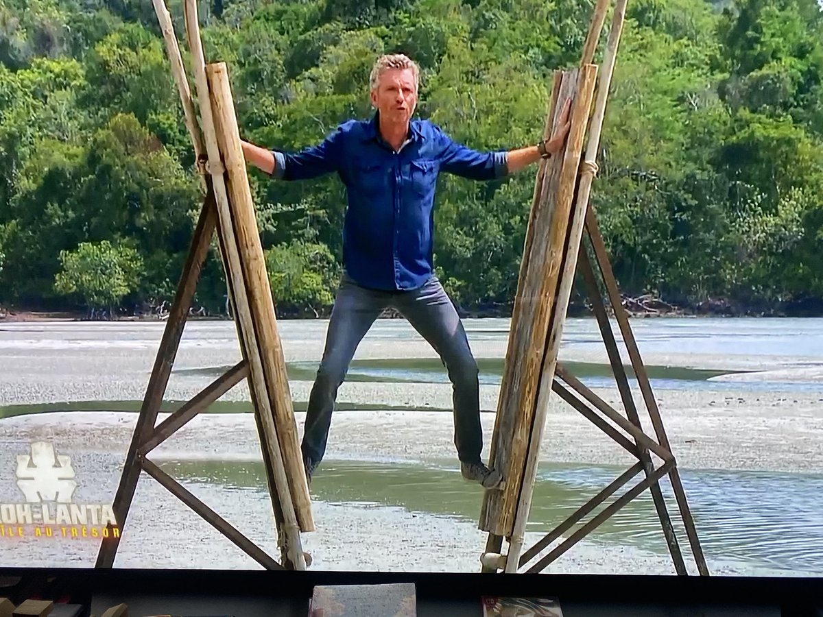 EdwardMorrison_'s tweet photo. Quelle mouche vous a piqué @DenisBrogniart ? 😱

#kohlanta https://t.co/4s7yYDQwC7