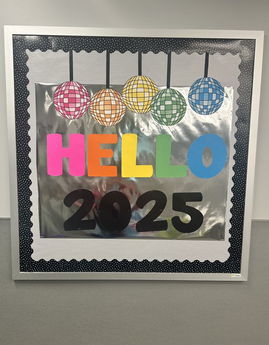 First day back to school in 2025… it’s going to be a great year! 🤩 #OwlAboutTheBest