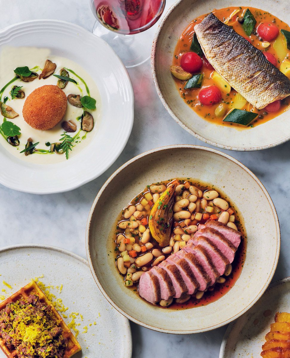 FoodandTravelHQ's tweet image. Silva isn't limiting itself, with influences stretching from Mediterranean all the way to Japan in its new all-day offering

Read the full review - and more - in the current issue

🖊️ @alexmeadeditor

#foodandtravel #londonrestaurant #tabletalk