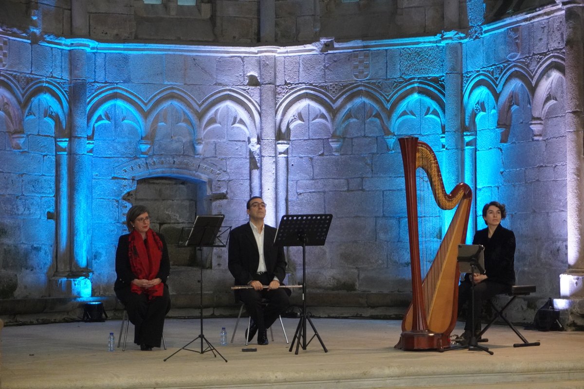A igrexa de San Domingos de Bonaval encheuse esta mañá na homenaxe a Castelao, que impulsamos xunto co <a href="/MuseodoPobo/">Museo do Pobo Galego</a> e a <a href="/Fund_Castelao/">Fundación Castelao</a>, con motivo do seu 75 cadodano.  É o punto de partida dos actos do #AnoCastelao que lembrarán a vixencia do seu legado.

consellodacultura.gal/noticia.php?id…