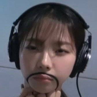 🎧🐱

#aespa #에스파
#Karina #카리나
#Whiplash #aespaWhiplash