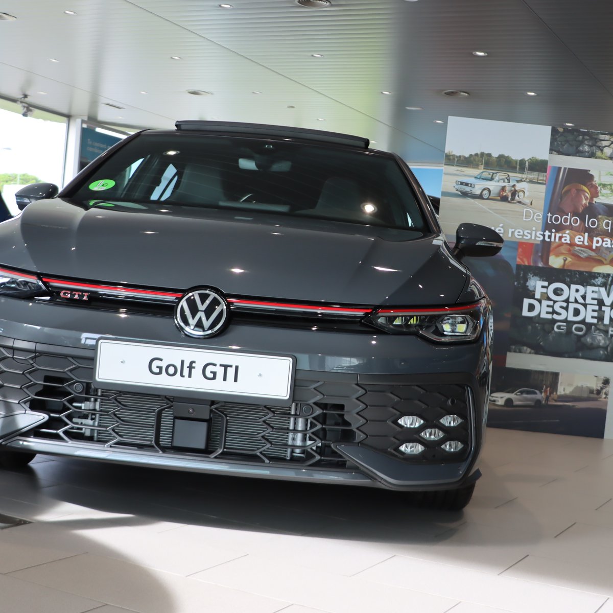 🚗💨 La adrenalina tiene nombre: Golf GTI 💨🚗
El icono de la velocidad y la deportividad está listo para conquistar la carretera. ⚡ ¿Listo para sentir la potencia de un clásico reinventado?

El Golf GTI no es solo un coche, es una experiencia. 🚀

#Volkswagen #GolfGTI #soleravw