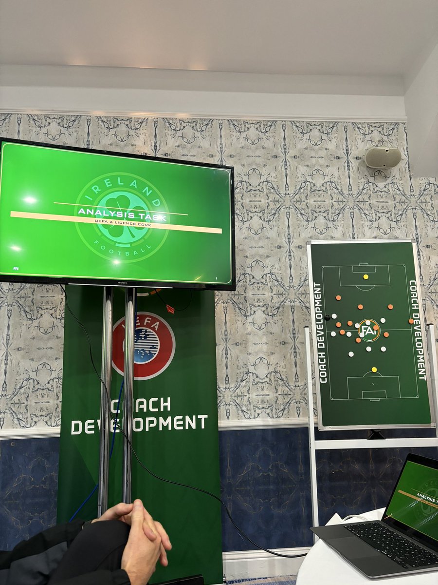 Michael English tweet media