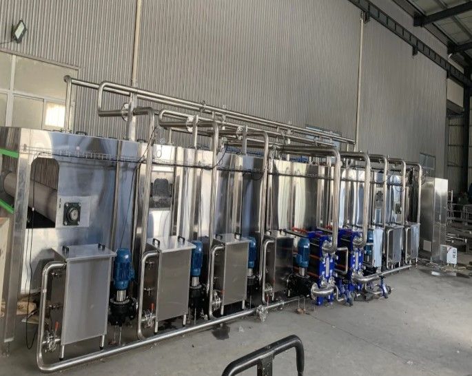 Looking to scale your beverage production? Our tunnel pasteurizers process 5,000–140,000 bottles/cans per hour, ensuring quality, safety, &amp; shelf life. Energy-efficient &amp; perfect for beer, juice, &amp; more. Let’s transform your production line!
buff.ly/4023gip