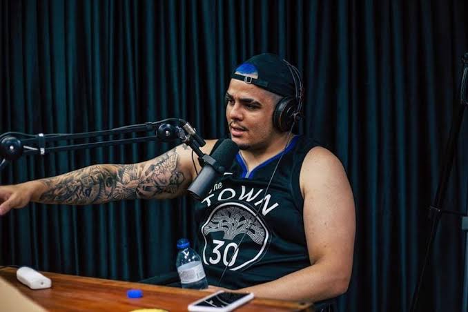 Barkhaps143's tweet photo. FAMOSOS: Mitico, apresentador do PodPah, tem suposto vídeo íntimo vazado.
😱⤵️⤵️

https://t.co/7XxaHxtSc9
https://t.co/7XxaHxtSc9

👆👆👆👆🤯🤯🤯 https://t.co/A5AYIXXssR