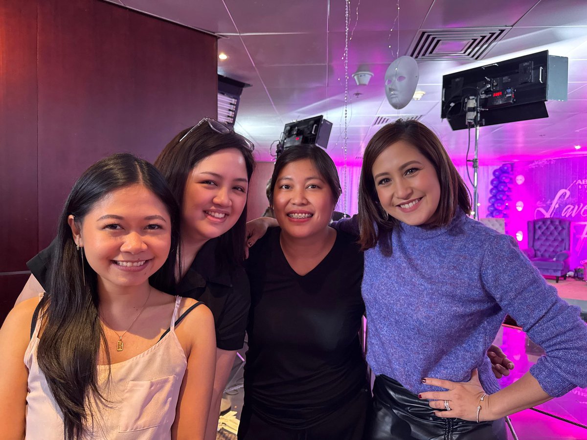 pinkshi's tweet photo. Chill work day with @kate_adajar and @reymadeveza + quick kwentuhan with @mariajolina yesterday #LavenderFieldsJunket https://t.co/fM5ZFXgzTI