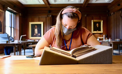 MHS Research (@mhs_research) on Twitter photo The deadline for our <a href="/NEHgov/">National Endowment for the Humanities</a>-sponsored research/writing fellowships is fast approaching (15 Jan 2025). Learn more and apply today: masshist.org/research/fello….
Happy to answer any questions that you may have. The deadline for our <a href="/NEHgov/">National Endowment for the Humanities</a>-sponsored research/writing fellowships is fast approaching (15 Jan 2025). Learn more and apply today: masshist.org/research/fello….
Happy to answer any questions that you may have.