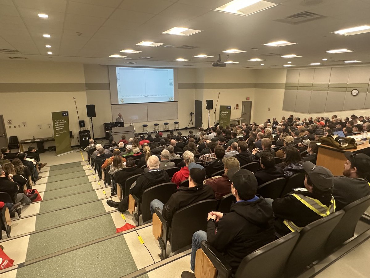 Completely full house for Dr. Dan Quinn “The Corn Package” #OAgC25 #SWAC25