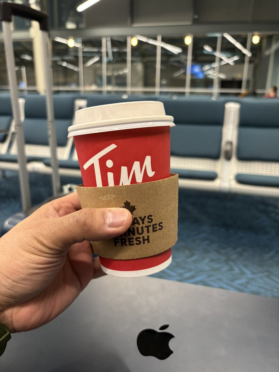 Heading to #CES2025, let connect with creators and brands. Look for the guy with the Uscreen hat 🧢 and probably a coffee in his hand ☕️  <a href="/CES/">CES</a> <a href="/uscreentv/">Uscreen</a>