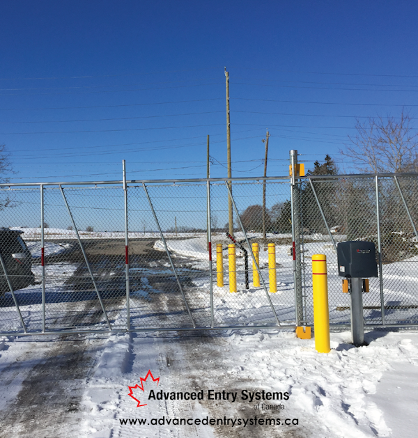 RomaFence's tweet image. Enhancing security and convenience with our automated gate systems, even in the toughest winter conditions. ❄️ #advancedentrysystems #automation