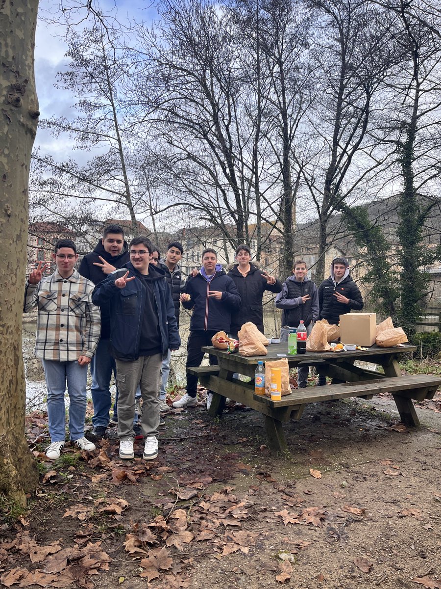 Yolaine Cabot tweet media