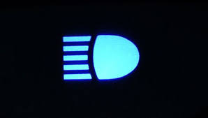 tubirfess's tweet image. Tolong ya mbak-mbak (&amp;amp; beberapa mas-mas tolol), kalo naik motor tuh pastikan indikator ini ga nyala.

Karena silau &amp;amp; membahayakan pengendara lain.
Klen ga mau kan masuk neraka cuma gegara lampu jauh klen nyala?
2beer!