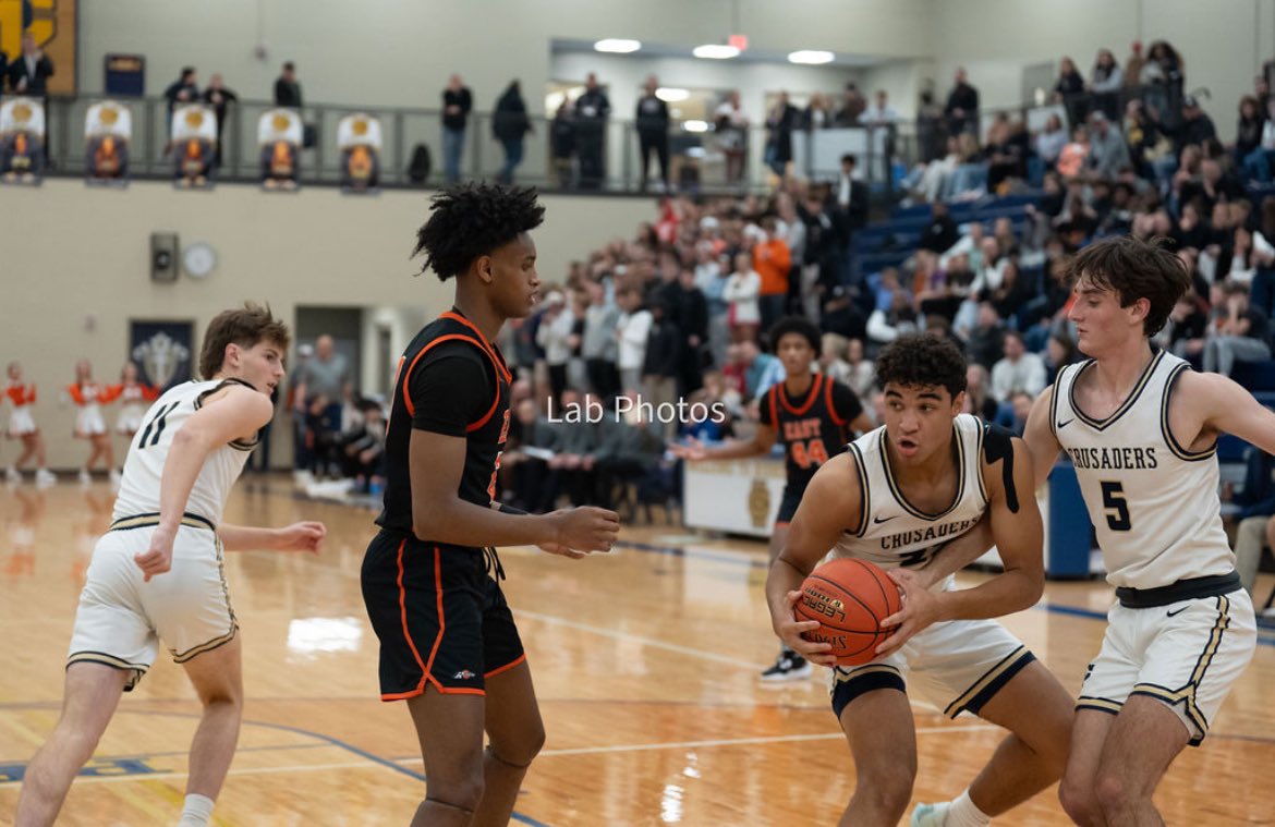 🏀‼️GAMEDAY‼️🏀
When: Tuesday 
📍O’Gorman Field-House 
Theme: Hawaiian🌺
🆚 West🤢🤮
Time: 👧5:30 p.m. 
            👦7:00 p.m.
BE THERE AND BE LOUD❕
#rollpride #LLBC💙 #LLABJ💛