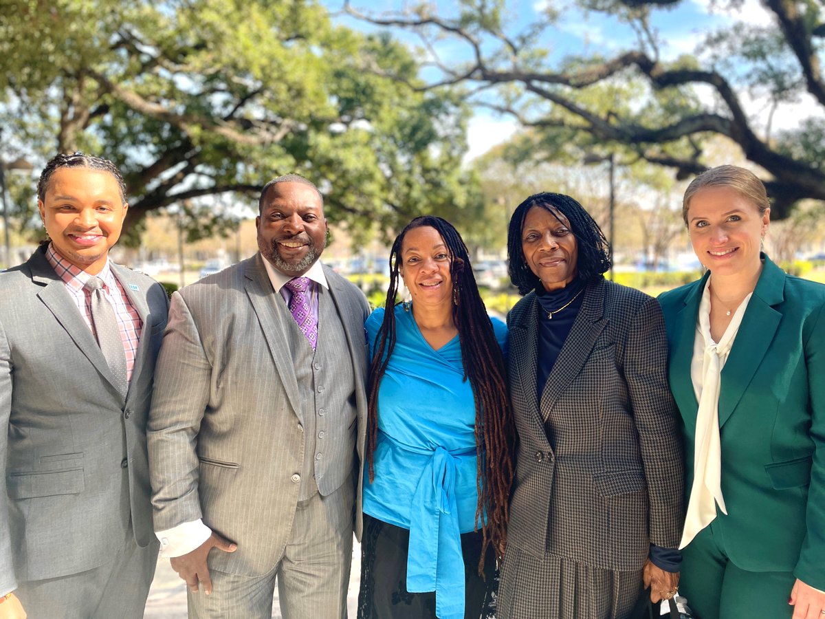 NAACP_LDF's tweet photo. Black people make up 1/3 of Louisiana’s total population yet are disproportionately underrepresented in the state legislature. 

Today, our plaintiffs in Nairne v. Landry are headed back to the 5th Circuit to defend the District Court's 2024 ruling and fight for fair maps. https://t.co/6o5r3XVS1F