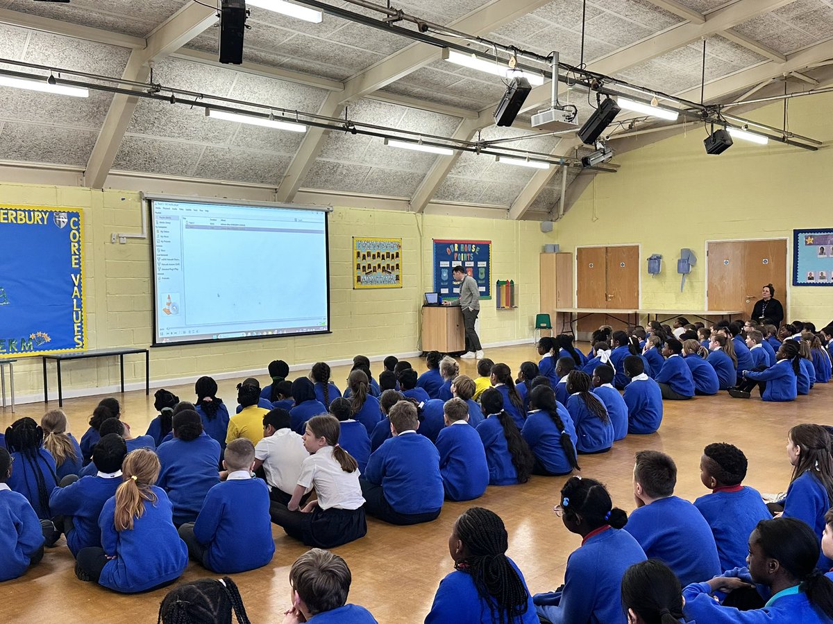 STOCSch's tweet image. The first Assembly of 2025! 💙💛 @stocsch #firstassembly 💙💛