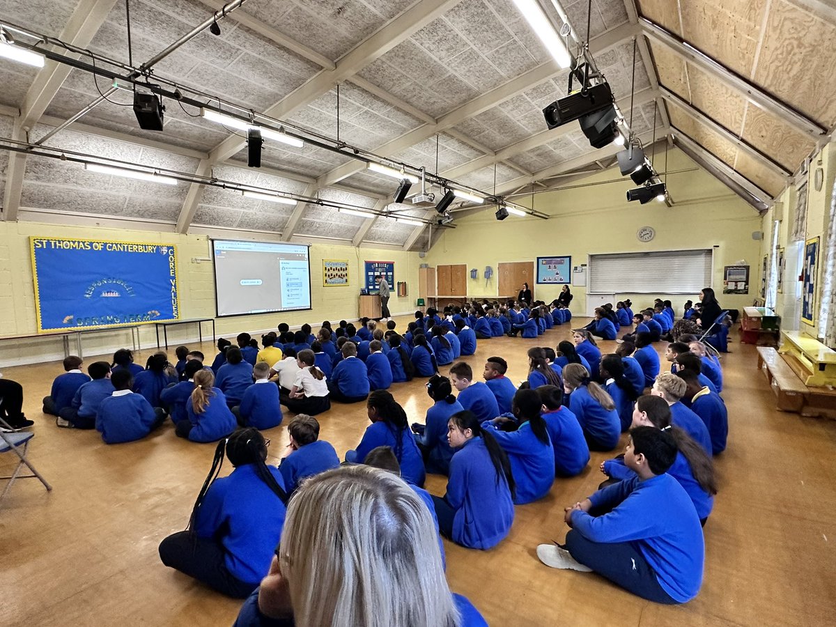 STOCSch's tweet image. The first Assembly of 2025! 💙💛 @stocsch #firstassembly 💙💛