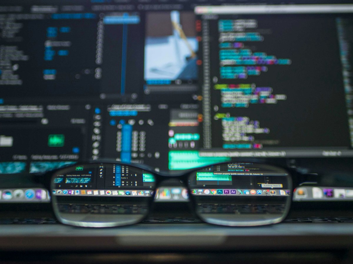 🚨 Salt Typhoon, linked to China’s Ministry of Public Security, exposed major security flaws. Are private circuits &amp; MACsec enough? 

Chris McHenry of Aviatrix shares insights on how to secure your network. Read more: loom.ly/1_FwNME

#CyberSecurity #SaltTyphoon