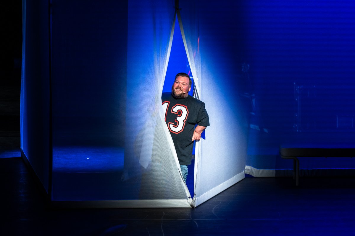 Koekoek! Deze topper doet er nog eentje bij in Capitole Gent op 4 juni. Kom jij mee lachen met William Boeva? 
🎟️ ow.ly/oQLS50UB7ao

📷 Chris Stessens