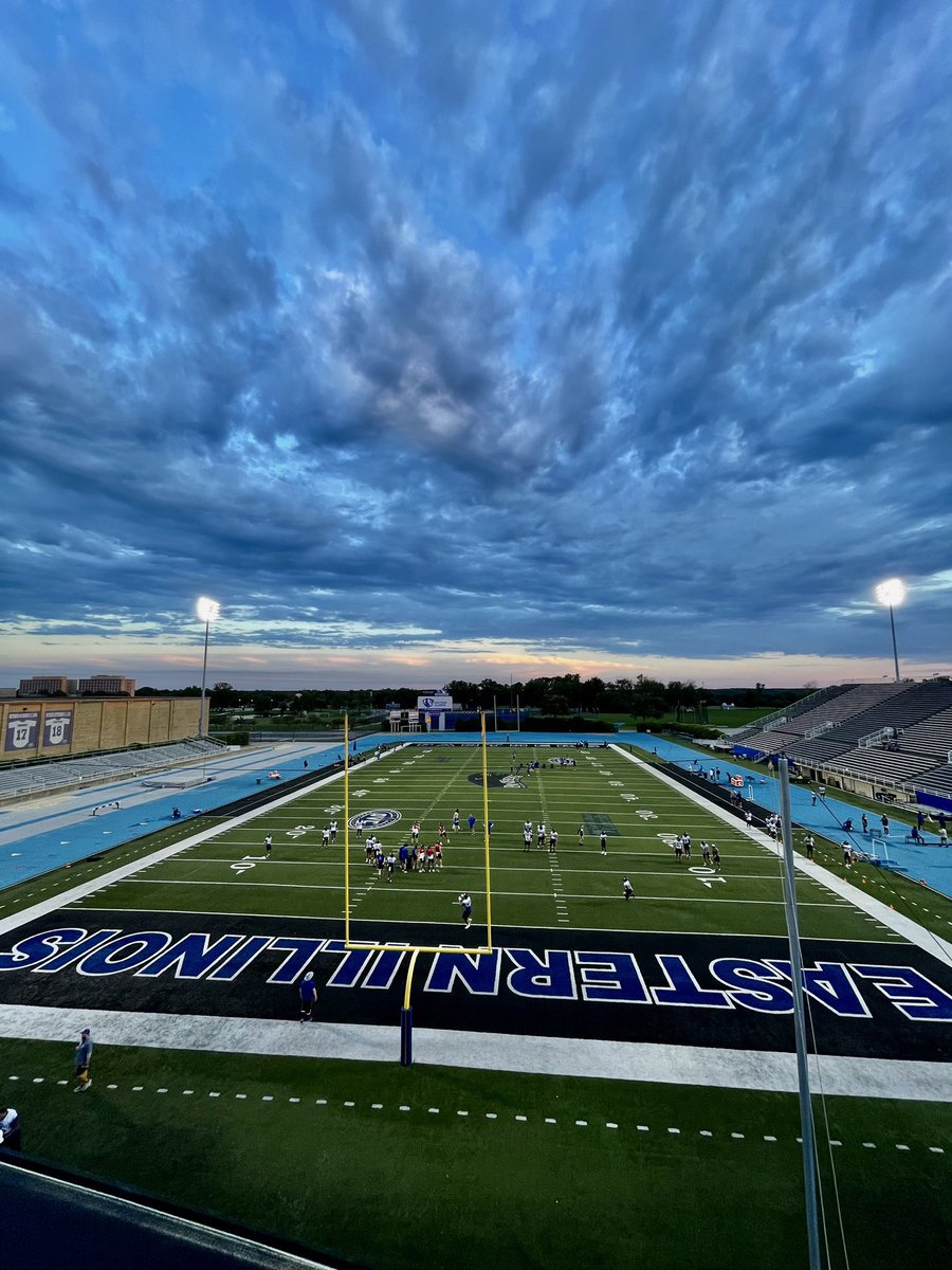 Jefferson McKinnon (@jeffersonmcki17) on Twitter photo Extremely excited to announce I have officially committed to Eastern Illinois University! Thank you <a href="/CoachDrewBrady/">Andrew Brady</a> <a href="/FB_Coach_Wilk/">Chris Wilkerson</a> <a href="/CoachDerickson/">Kyle Derickson</a> for the opportunity. <a href="/Coach_Bru50/">David Brubaker</a> <a href="/coachlindsey4/">Matt Lindsey</a> <a href="/CoachCGatton/">Chris Gatton</a> <a href="/EIU_FB/">Eastern Illinois Football</a> Extremely excited to announce I have officially committed to Eastern Illinois University! Thank you <a href="/CoachDrewBrady/">Andrew Brady</a> <a href="/FB_Coach_Wilk/">Chris Wilkerson</a> <a href="/CoachDerickson/">Kyle Derickson</a> for the opportunity. <a href="/Coach_Bru50/">David Brubaker</a> <a href="/coachlindsey4/">Matt Lindsey</a> <a href="/CoachCGatton/">Chris Gatton</a> <a href="/EIU_FB/">Eastern Illinois Football</a>