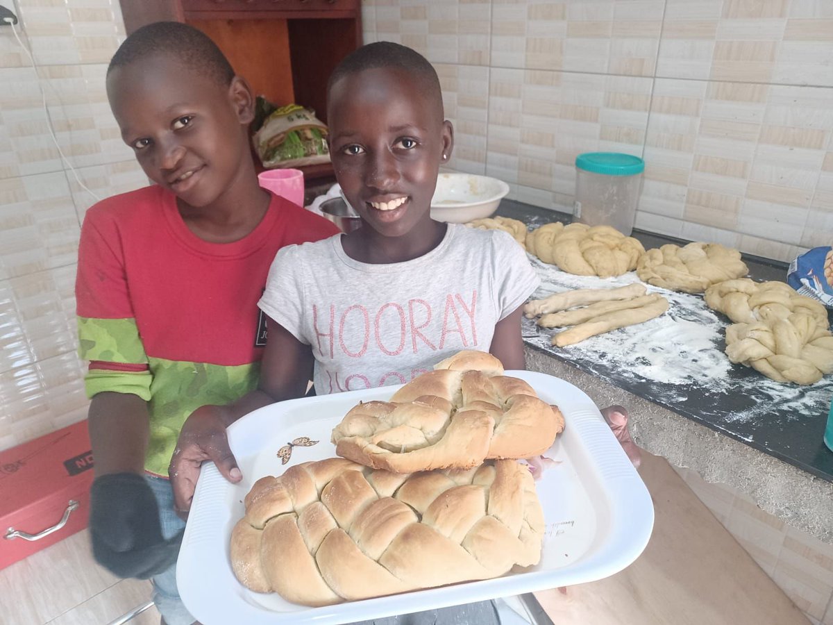 "My husband and I started Tikvah Chadasha Uganda because we realized that impoverished women and the disabled were the most underserved members of society. We work primarily with members of the Jewish community of Uganda."

JWA chats with Shoshana McKinney Kirya-Ziraba, writer