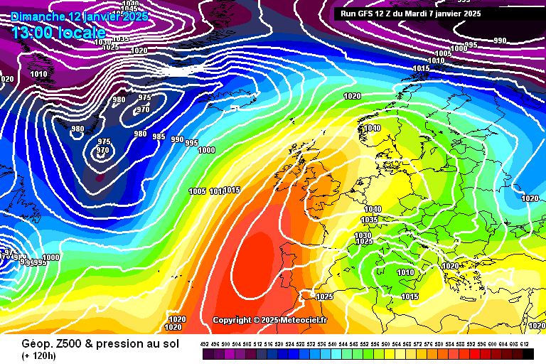 alexmegapc's tweet photo. #minifil Retrograda a 120h dels tres grans GFS+ECMWF+GEM i model alemany. L'estirament de l'anticicló de moment faria curt i la retrograda (circulació est cap a oest) es quedaria curta pels nostres interessos, l'aire fred i les precipitacions agafarien més la mediterrània més oriental, fins i tot algun models ens fregaria, parlem a 120h i la incertesa és elevada👇👇