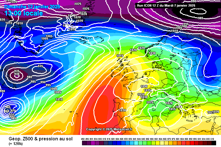 alexmegapc's tweet photo. #minifil Retrograda a 120h dels tres grans GFS+ECMWF+GEM i model alemany. L'estirament de l'anticicló de moment faria curt i la retrograda (circulació est cap a oest) es quedaria curta pels nostres interessos, l'aire fred i les precipitacions agafarien més la mediterrània més oriental, fins i tot algun models ens fregaria, parlem a 120h i la incertesa és elevada👇👇