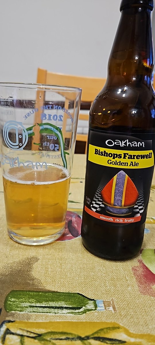 Great Northern Traincrews FC (@gntraincrewsfc) on Twitter photo Keeping it local on a very chilly Monday evening <a href="/OakhamAles/">Oakham Ales</a> #locALE Keeping it local on a very chilly Monday evening <a href="/OakhamAles/">Oakham Ales</a> #locALE