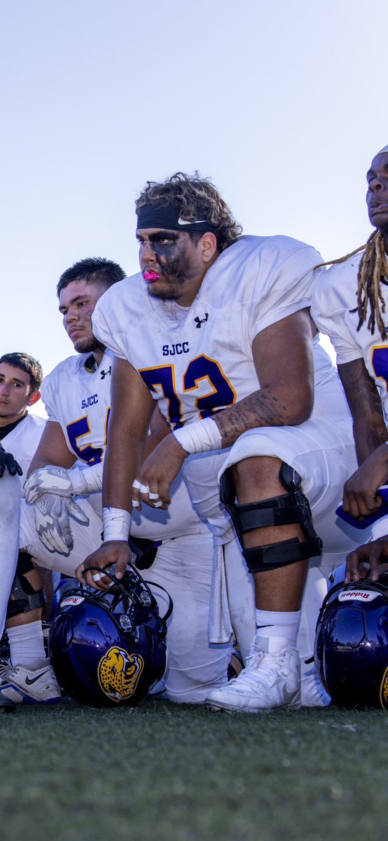 Full Season Juco Tape
FBS D1 Bounceback (UNLV) 
(Practice film pinned on profile)

Center/Guard
6'4 | 320lbs
3x3 | 3.55 GPA

Just looking for opportunities!
WATCH HERE⏬️‼️

hudl.com/v/2QFXjr
