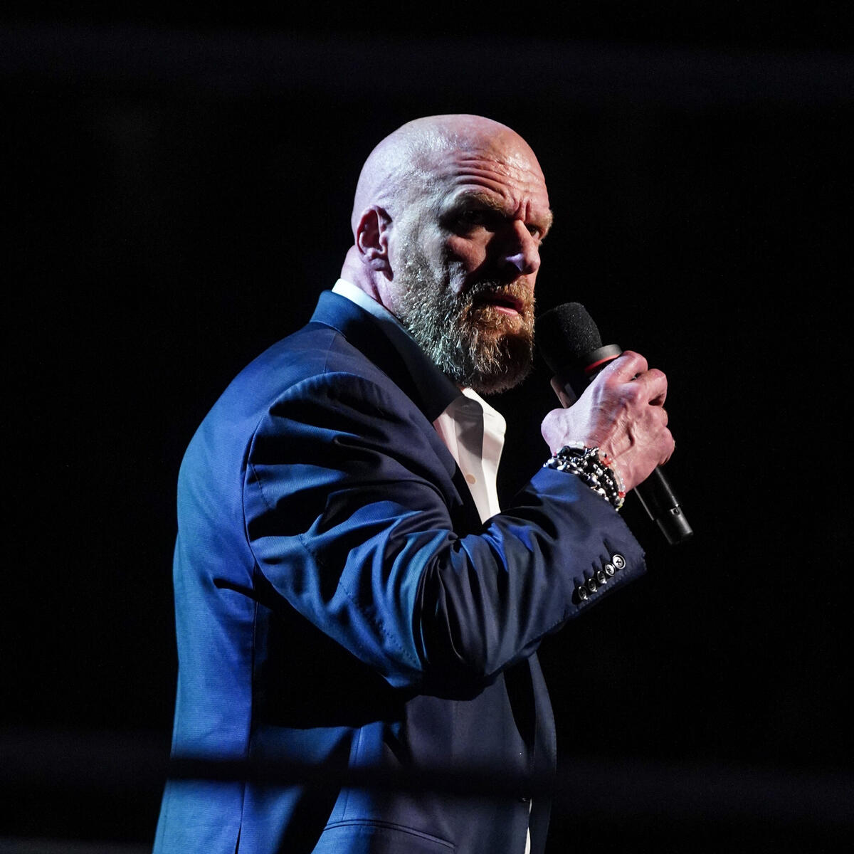 JDfromNY206's tweet image. The biggest talking point coming out of #WWEonNetflix is how Hulk Hogan was booed. Everyone is going to be quick to jump on the hate bandwagon because mostly everyone despises who the man is. Look at that, and question the entire 3 hours last night, and ask was it truly the night…