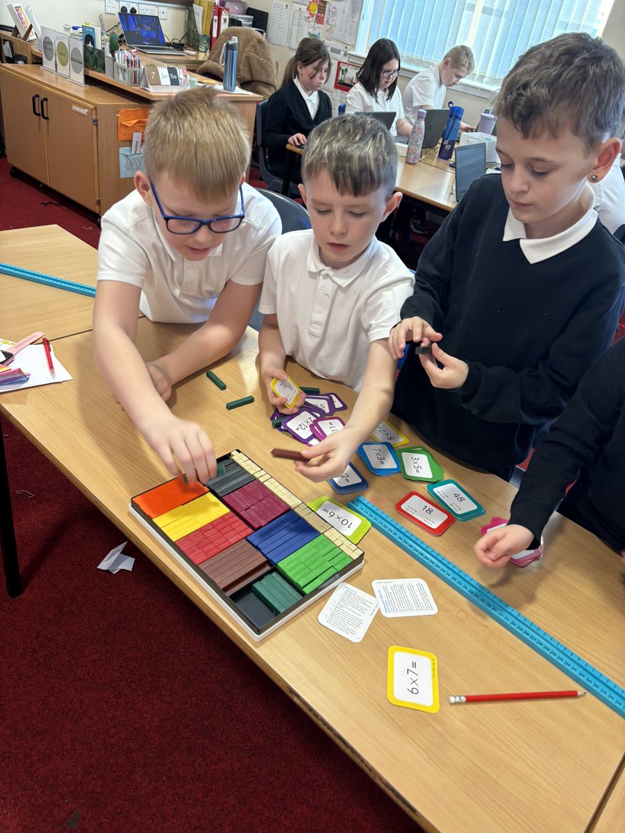 NetherburnPs's tweet image. Lots of active learning today in p4/5/6 using different resources to revise and learn our times tables! ✖️
Miss Watson