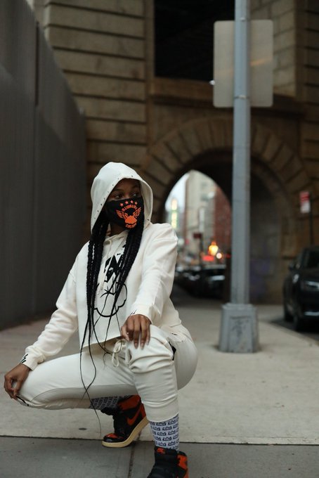 Watch Mystery Benjamin 🤧's leaked NSFW photo on TwXstars