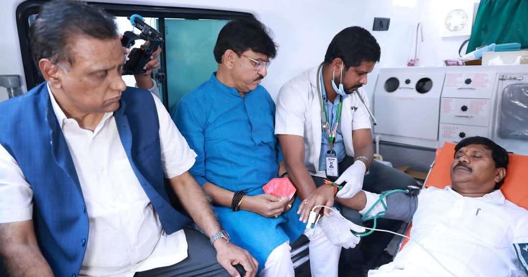 praveenrdy69's tweet photo. కాంగ్రెస్ గుండాల దాడిలో గాయపడిన బీజేపీ రాష్ట్ర ప్రధాన కార్యదర్శి కాసం వెంకటేశ్వర్లు గారు.ఈ దాడికి పాల్పడిన రేవంత్ రెడ్డి గారి చెంచాలను వెంటనే అరెస్ట్ చేయాలి..
@KasamBJP @revanth_anumula
#KasamVenkateshwarlu #BJP  #CongressGoondas https://t.co/LTtXZRfR4a