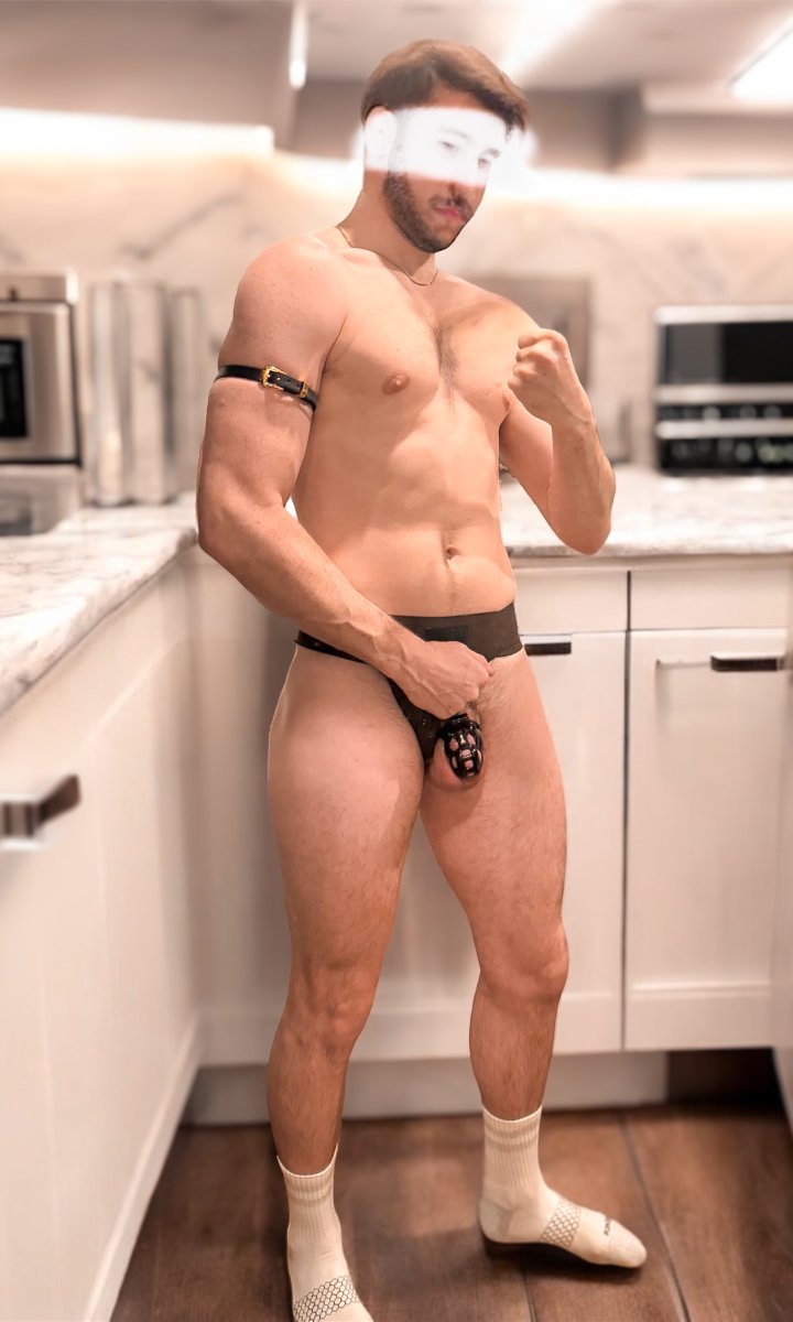 On or off? 🔒💪🏼

(I'm a wh0re either way)