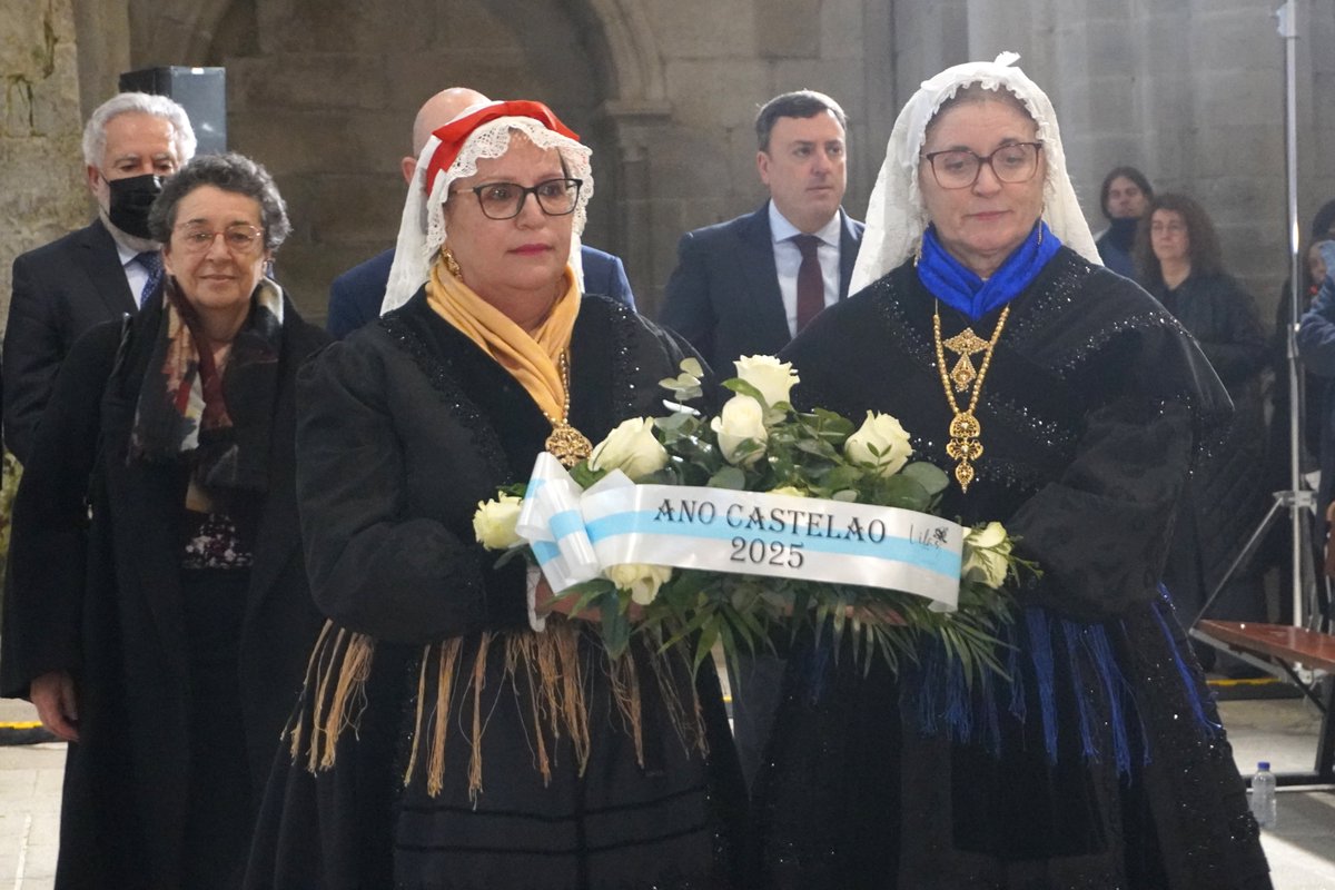 "Temos que celebrar a Castelao porque é o home que nos fixo e nos fará sempre mellores", asegurou Miguel Anxo Seixas, presidente da <a href="/Fund_Castelao/">Fundación Castelao</a>, no acto cívico polo 75 cabodano do intelectual, político e creador galego que morreu no exilio praza.gal/cultura/castel…
