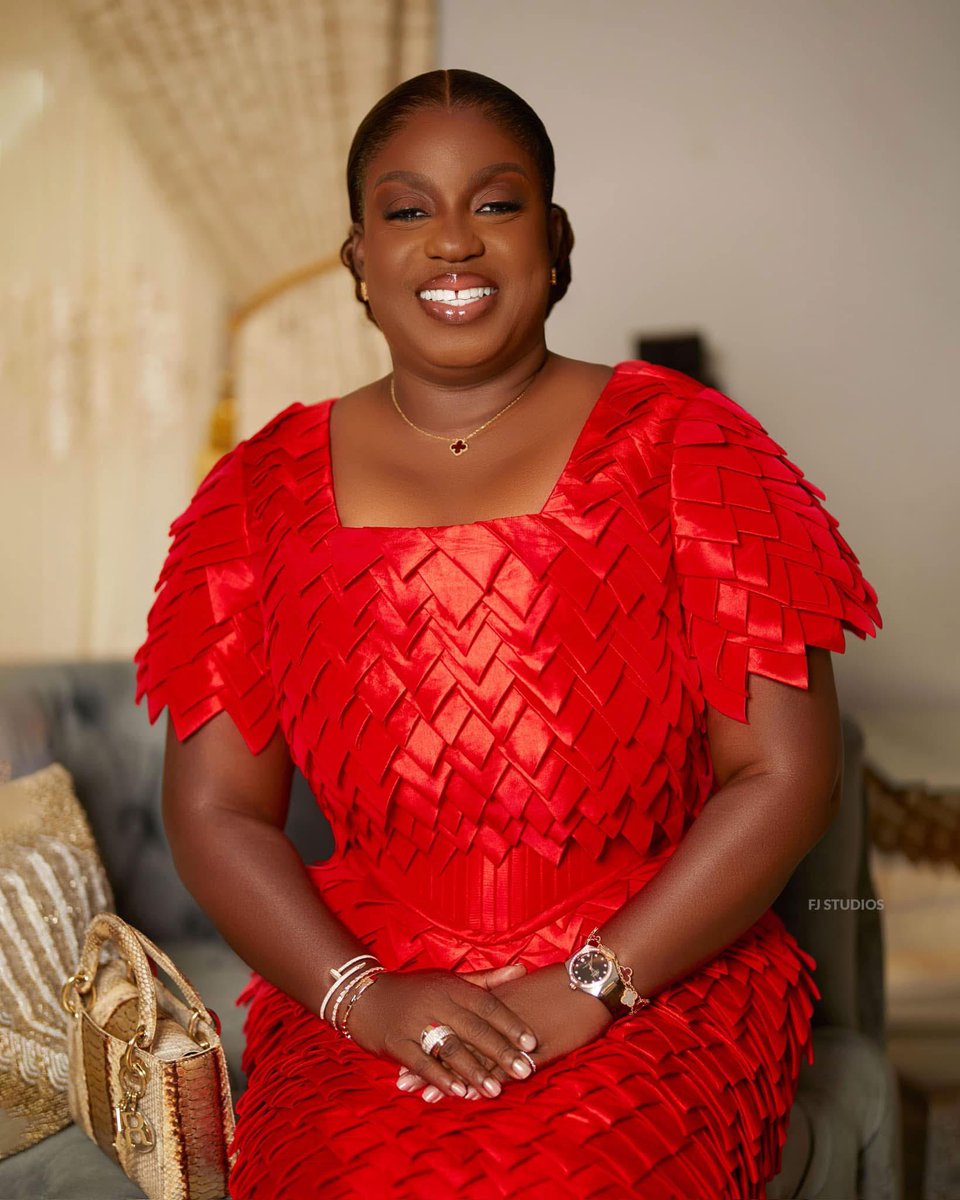 Hello there!💝💖💕

#SmallGirlBigGod
#MahamaIsPresident