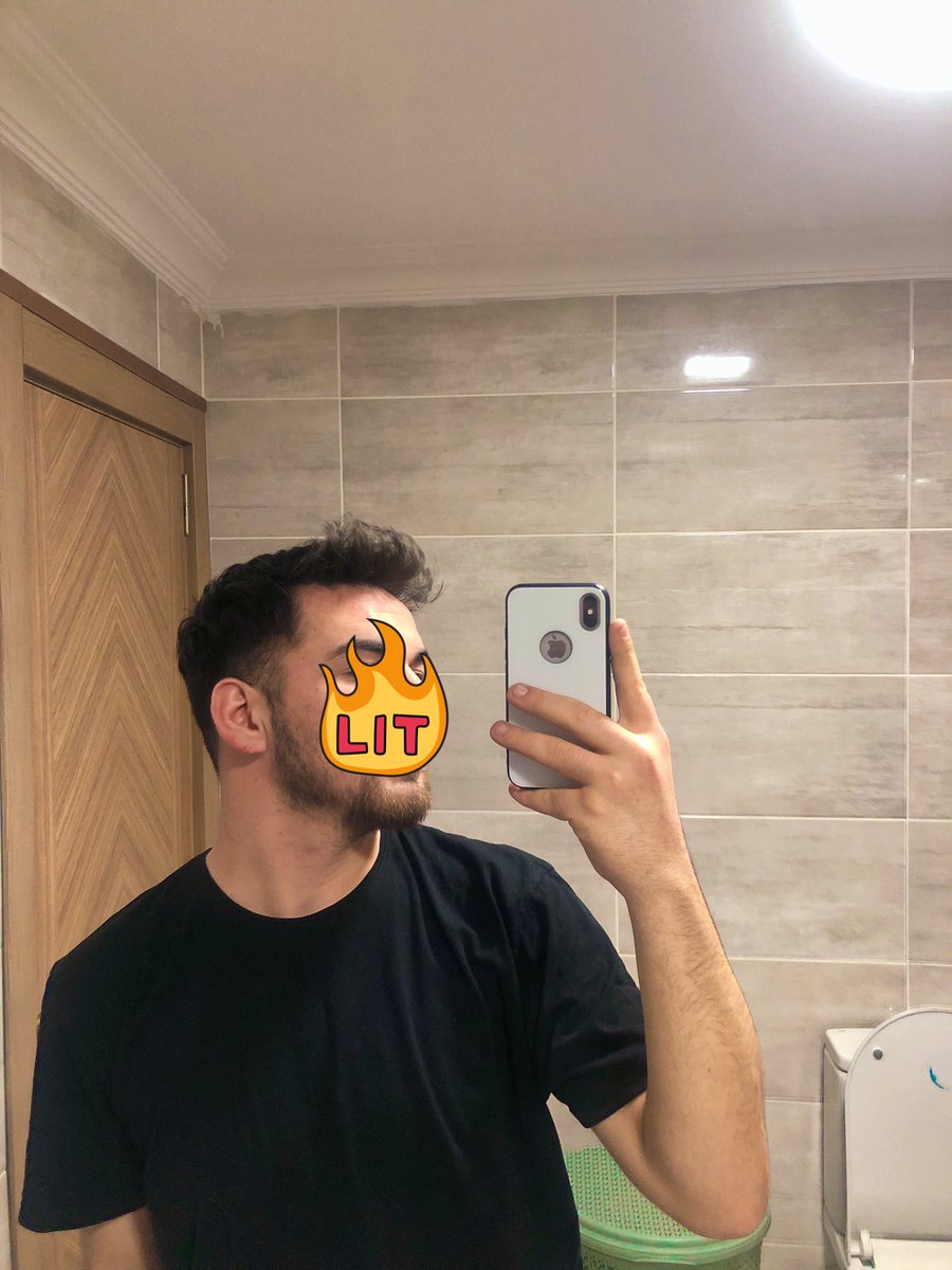 4legolas1's tweet photo. Nerdesin ? https://t.co/VyhHM7V6CV