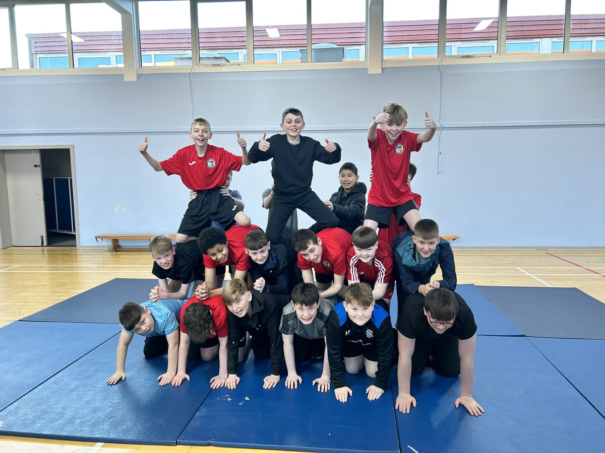 PEMissFoy (@missfoype) on Twitter photo Thumbs up if youβre buzzing to be back to school πππΌ
S1 started the new year off with a class pyramid πͺπΌ
<a href="/GovanHighSchool/">Govan High School</a>
<a href="/GovanPEdept/">Govan PE department</a> Thumbs up if youβre buzzing to be back to school πππΌ
S1 started the new year off with a class pyramid πͺπΌ
<a href="/GovanHighSchool/">Govan High School</a>
<a href="/GovanPEdept/">Govan PE department</a>