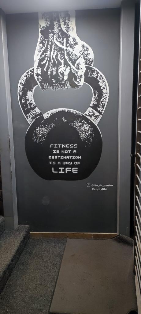 simeontaskaris's tweet image. Your first gym workout isn’t about perfection.

It’s about showing up.

Start small.

Focus on form.

Build consistency.

Day 1 is the hardest, but it’s also the most important.

#FitnessJourney #FirstWorkout #Motivation #Health #Consistency