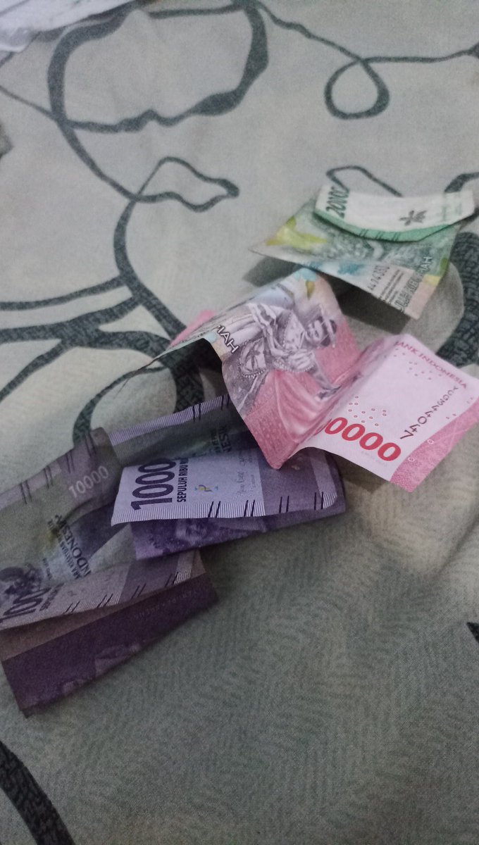 Ternyata ada tambahan 140.000 🤣

nabung di dalem tas ini ceritanyaa