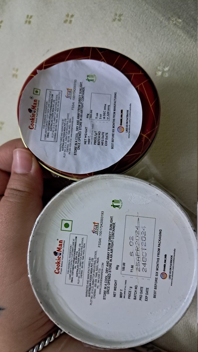 dauntless019's tweet photo. @flyspicejet @AAI_Official @jagograhakjago @BandBajaateRaho @BLRAirport Today I ate 3 mnths ago expired cookie sold in the flight and got severe pain in tummy. The pack was very nicely relabeled and sold in flight. If left unsold it would hv been again changed. This is a scam. https://t.co/5R7M0I35yn